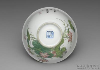 图片[3]-Bowl with lotus in falangcai painted enamels, Qing dynasty, Yongzheng reign 1723-1735-China Archive